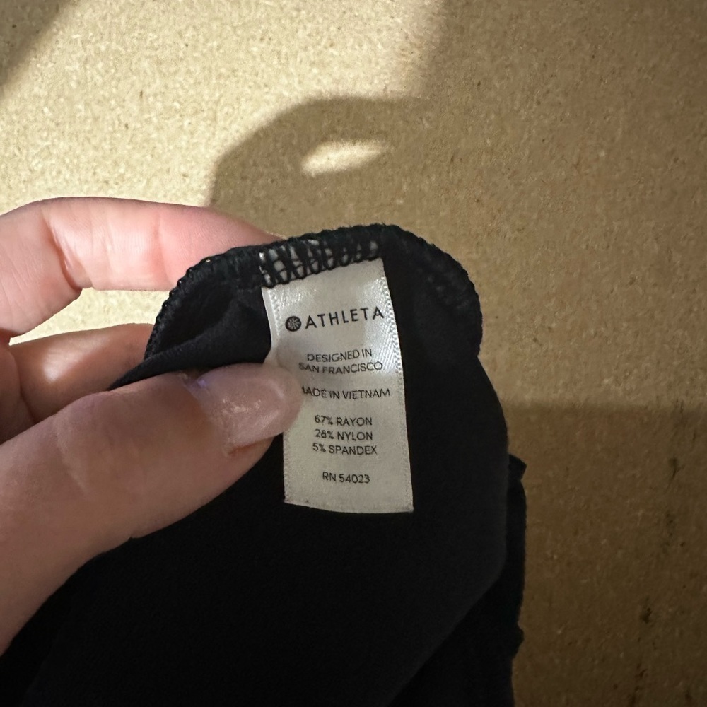 Athleta Siena Skinny Pants Black Ponte Fabric Size 4 Women’s Elastic Waist Zip - Picture 13 of 13